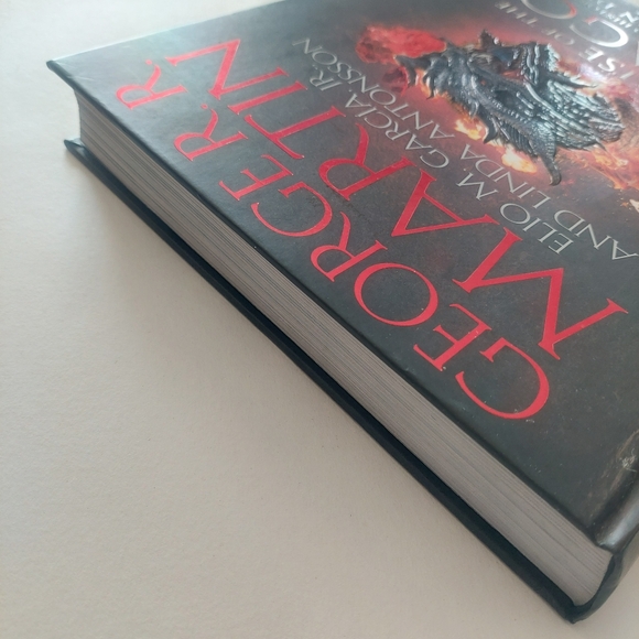 The Rise Of The Dragon Coffee Table Book Hardcover George R. Martin - Picture 7 of 12